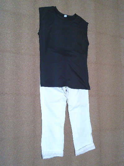 157)590円ノースリカットソー黒2