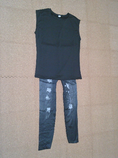 157)590円ノースリカットソー黒2