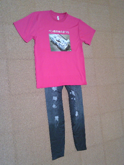 174)3,500円(確か)のプリントTシャツ