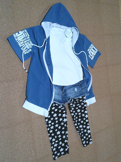 176)482円半そでパーカー青3