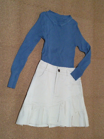 188)550円フロントギャザー・デザインミニスカート白