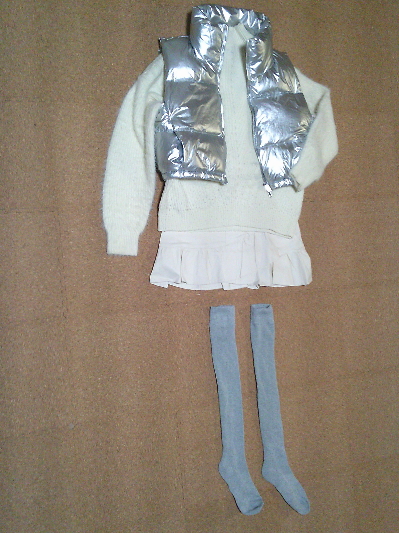 189)550円フロントギャザー・デザインミニスカート白2