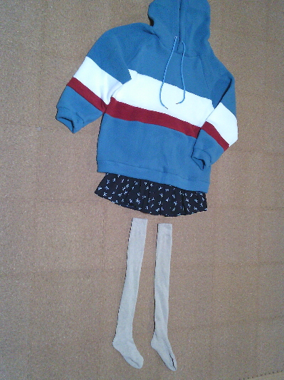 192)871円極厚デザインパーカー