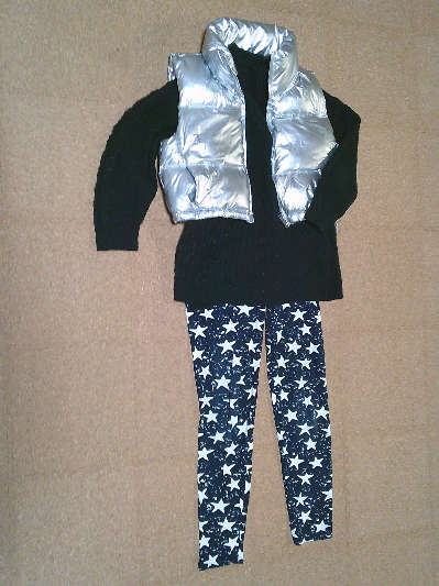 194）1,689円シルバーのダウンベスト２