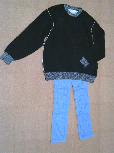 196)649円植物柄のブルーパンツ