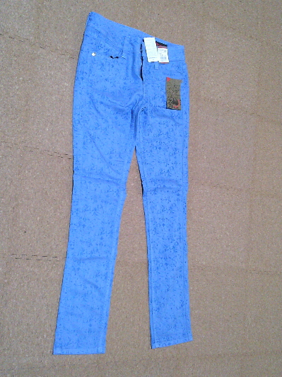 167）649円植物柄のブルーパンツ２