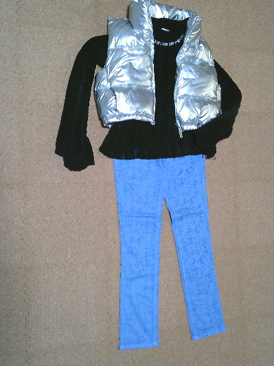 167）649円植物柄のブルーパンツ２