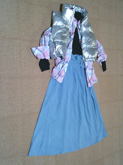 199）500円ラップ風ハイウエストデニムスカート４