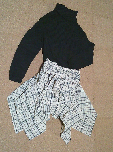 200)550円シャツ巻き風・チェック柄スカート