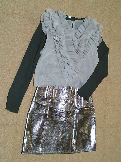 202）631円チャコールラメ・ミニスカート２