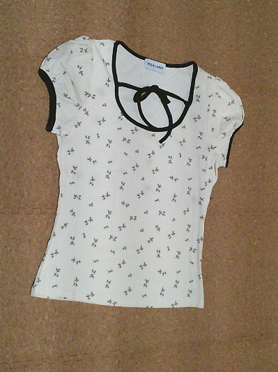 204）400円フロントリボントップス２