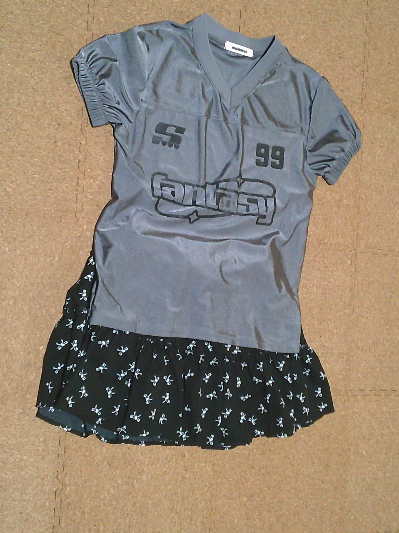 208）385円メタリックTシャツ２