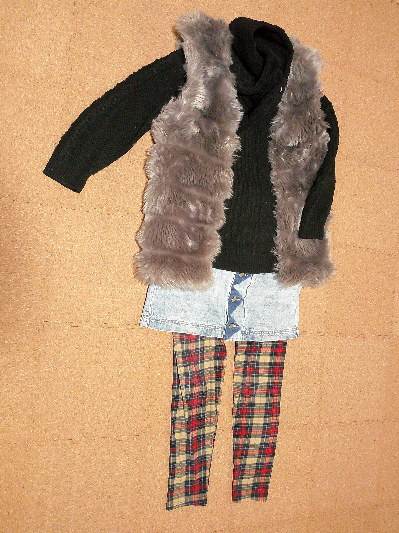 160）いつものお出かけコーデ、毛皮のベスト２